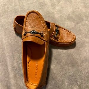 Coach Brown flats size 8